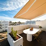 Apartment Penthouse Sea View, 2 Pools And Private *