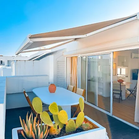 Appartement Penthouse Sea View, 2 Pools And Private