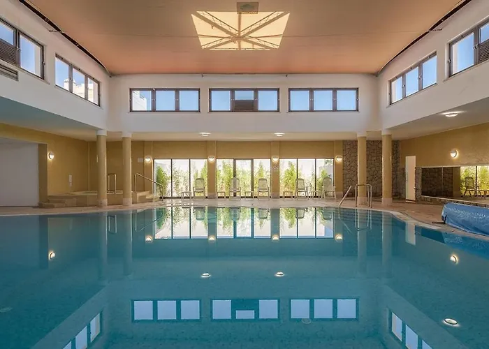 Penthouse Sea View, 2 Pools And Private