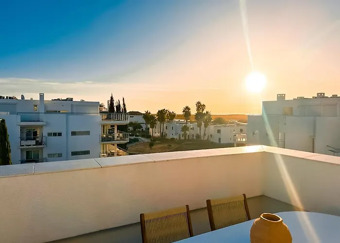 Penthouse Sea View, 2 Pools And Private Appartement *