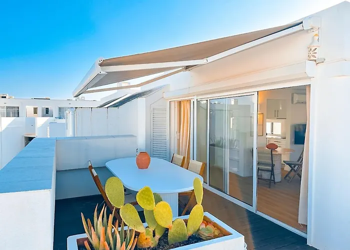 Appartement Penthouse Sea View, 2 Pools And Private