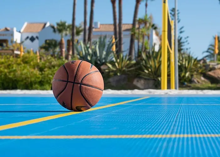 Apartment Penthouse Sea View, 2 Pools And Private