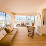 Penthouse Sea View, 2 Pools And Private 塔维拉