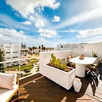 Penthouse Sea View, 2 Pools And Private 公寓 塔维拉