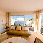 Penthouse Sea View, 2 Pools And Private 塔维拉