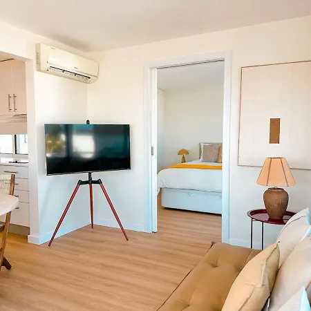 Penthouse Sea View, 2 Pools And Private 塔维拉