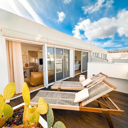 Penthouse Sea View, 2 Pools And Private Apartament *